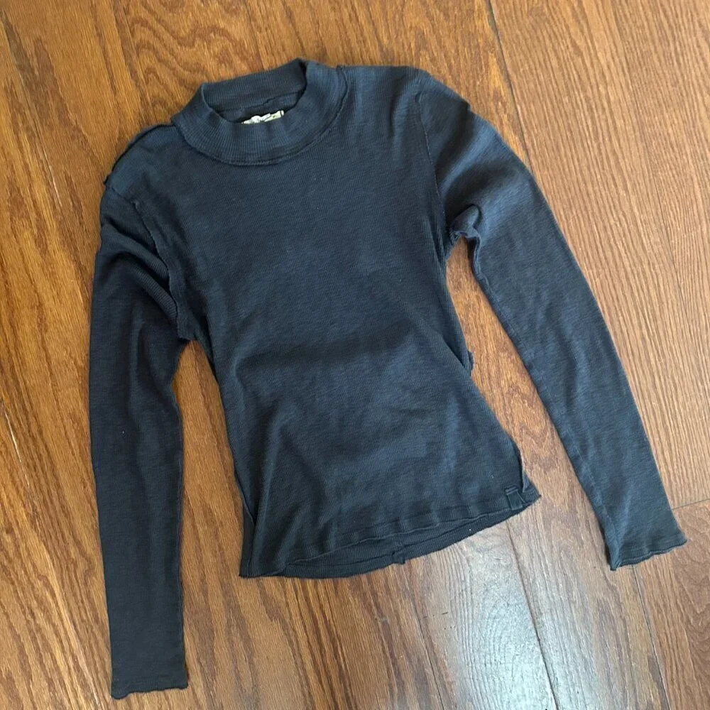 Free People Distant Sun Tee Open Back Long Sleeve Mock Neck Size Small Boho Yoga